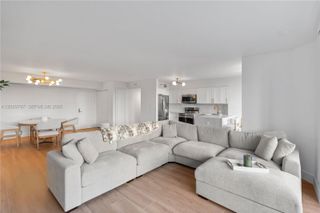 19101 NE 36th Ct 402, Aventura, FL 33180