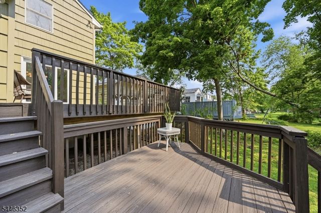 180 River Dr, Parsippany-troy Hills Twp., NJ 07034