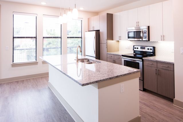 4020 Gilbert Avenue 209, Dallas, TX 75219