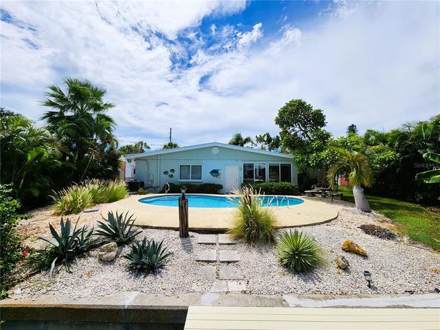 3790 BEACH DRIVE SE, St Petersburg, FL 33705