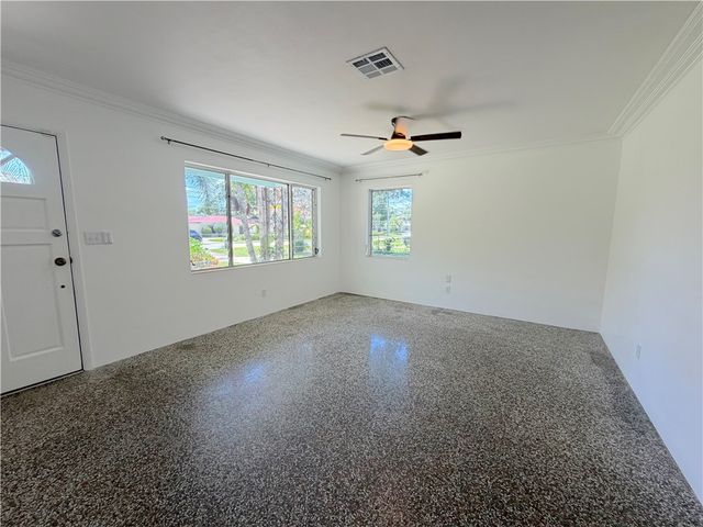 2055 34th Avenue, Vero Beach, FL 32960