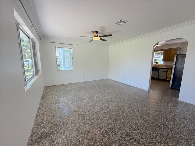 2055 34th Avenue, Vero Beach, FL 32960