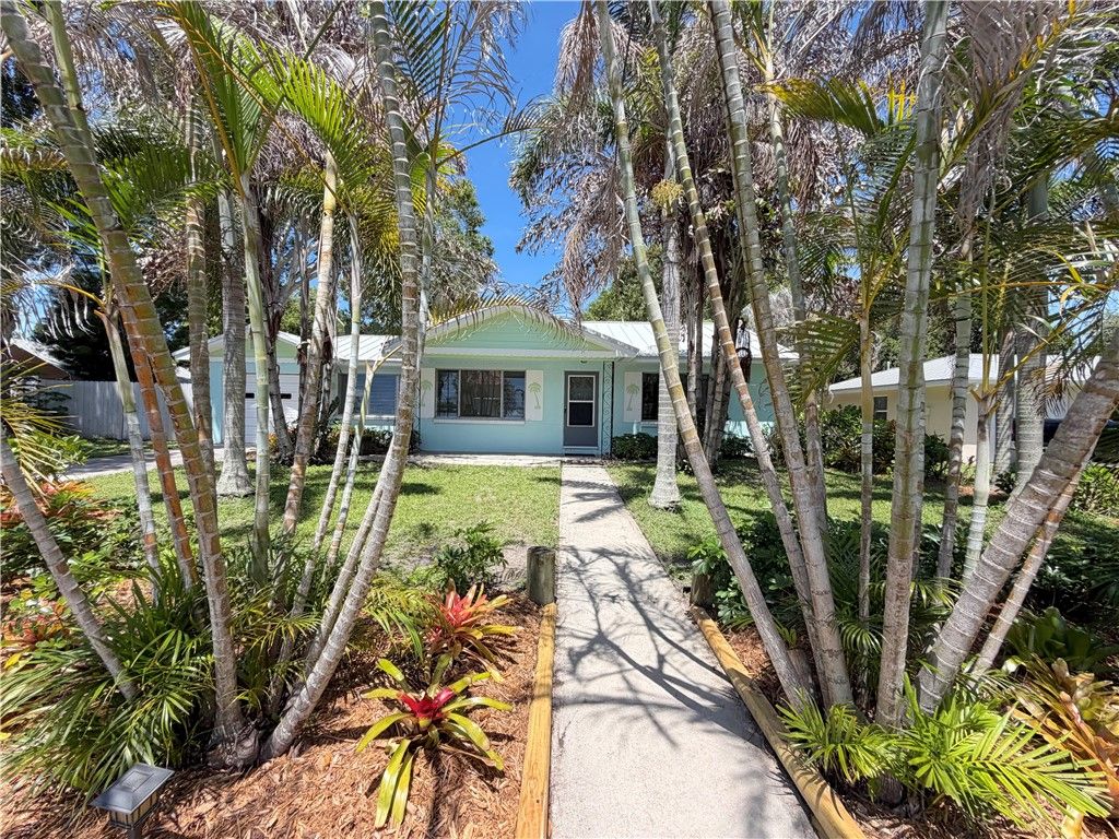 2055 34th Avenue, Vero Beach, FL 32960