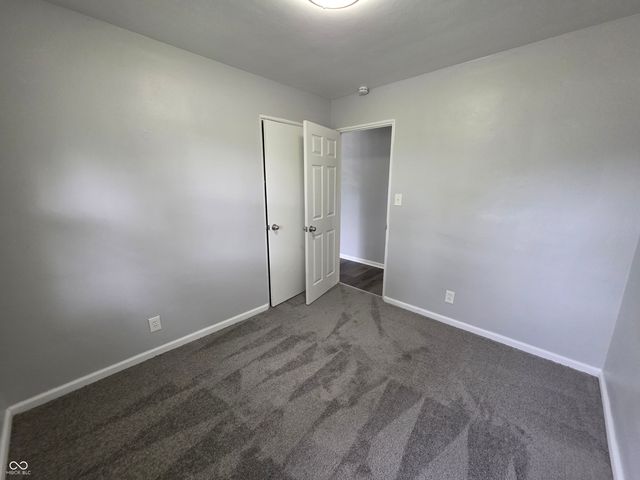 5820 E 40th Street, Indianapolis, IN 46226