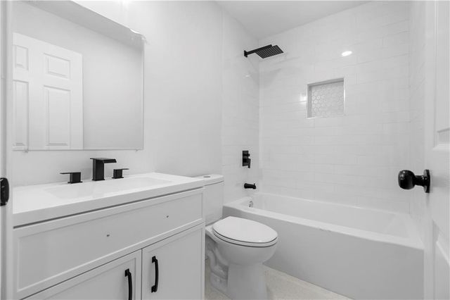 5270 Longmeadow Lane, Atlanta, GA 30349