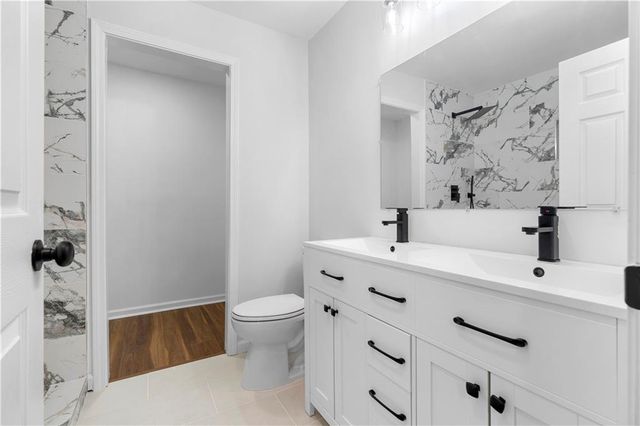 5270 Longmeadow Lane, Atlanta, GA 30349