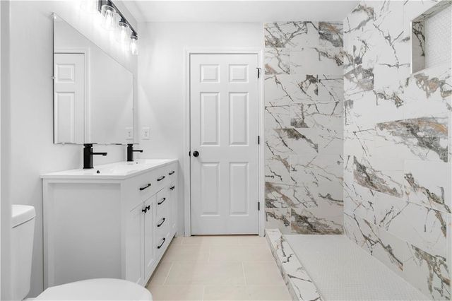 5270 Longmeadow Lane, Atlanta, GA 30349