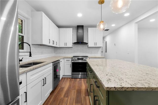 5270 Longmeadow Lane, Atlanta, GA 30349