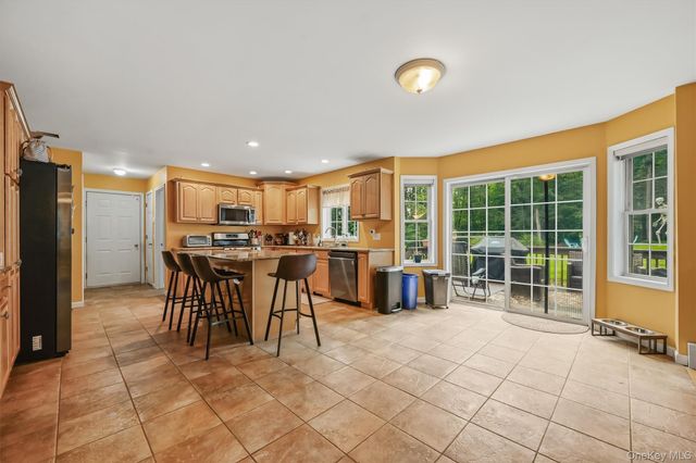 25 Mitchell Lane, Westtown, NY 10998