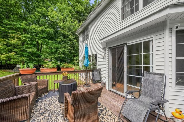 25 Mitchell Lane, Westtown, NY 10998