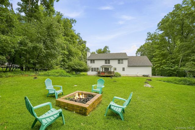 25 Mitchell Lane, Westtown, NY 10998