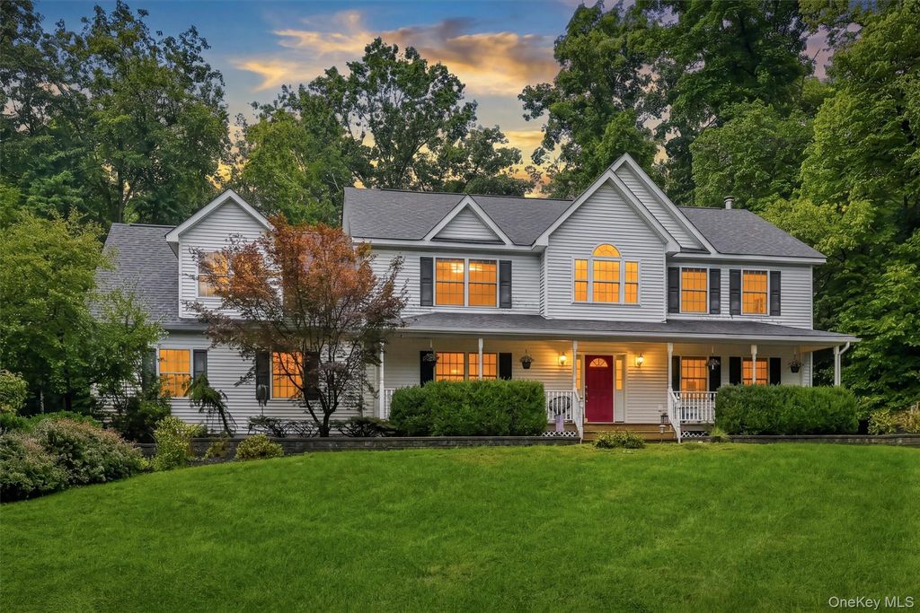 25 Mitchell Lane, Westtown, NY 10998