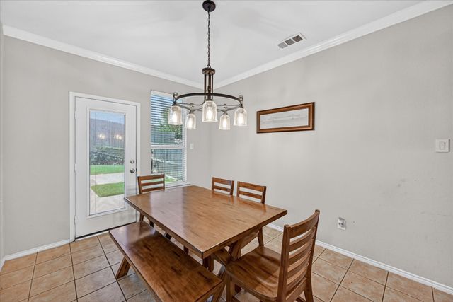 6514 Daisy Drive, Arlington, TX 76017