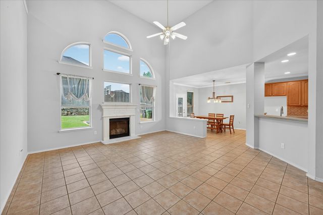 6514 Daisy Drive, Arlington, TX 76017