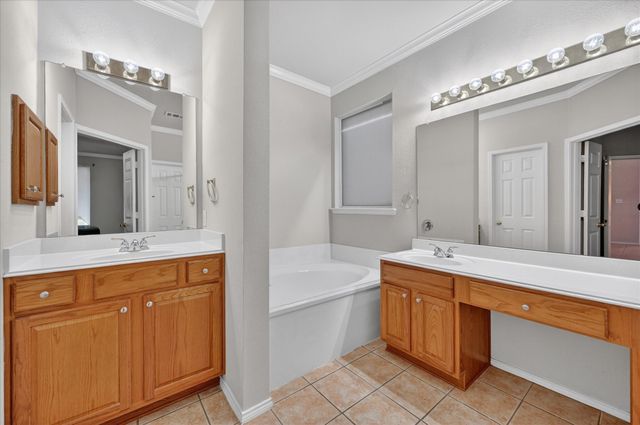 6514 Daisy Drive, Arlington, TX 76017