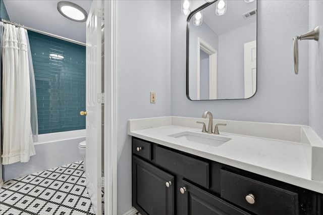 6514 Daisy Drive, Arlington, TX 76017