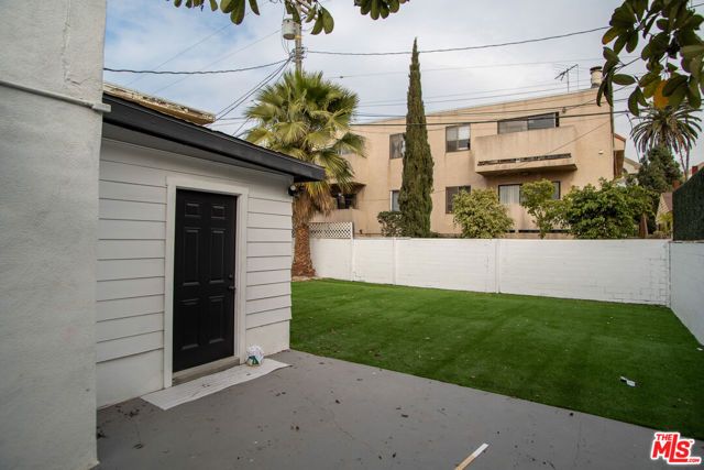 3748 Veteran, Los Angeles, CA 90034