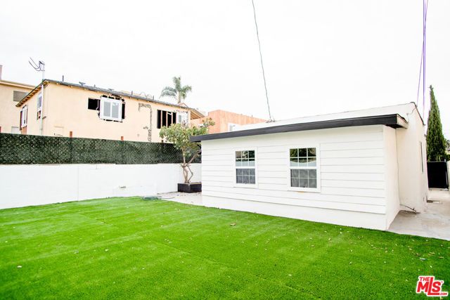 3748 Veteran, Los Angeles, CA 90034