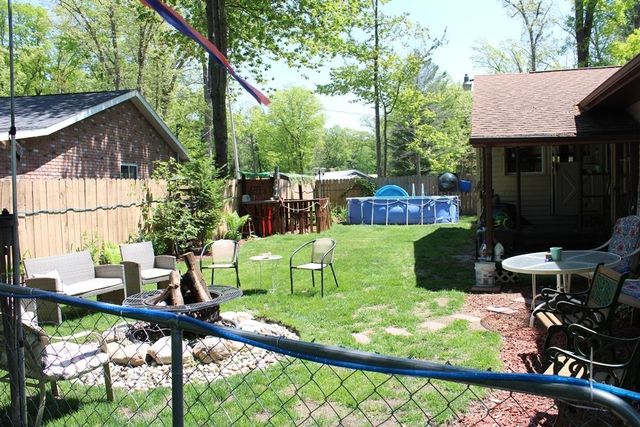 1749 Lake Drive, Harrison, MI 48625