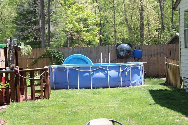 1749 Lake Drive, Harrison, MI 48625