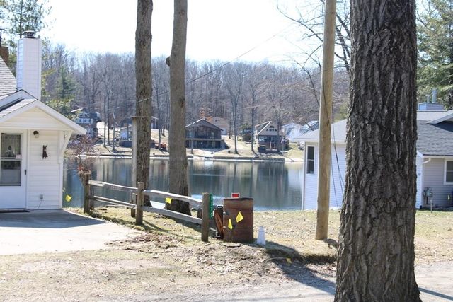 1749 Lake Drive, Harrison, MI 48625