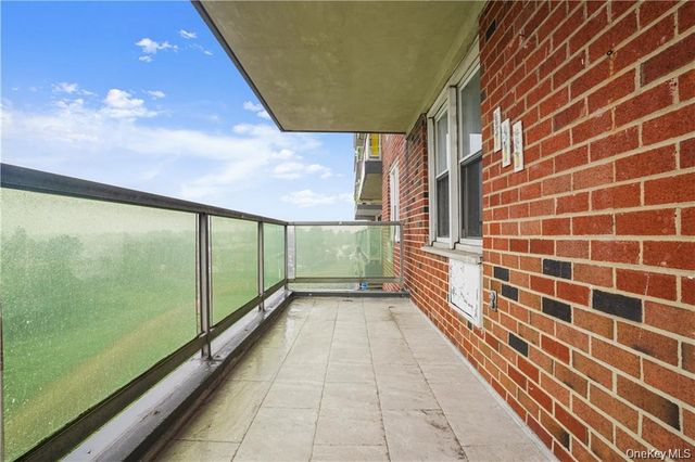 1841 Central Park Avenue 16A, Yonkers, NY 10710