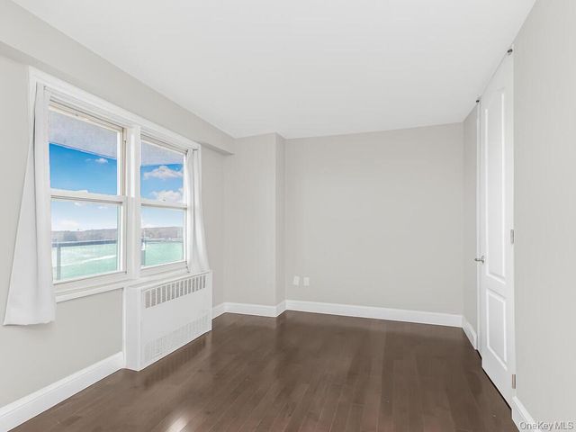 1841 Central Park Avenue 16A, Yonkers, NY 10710