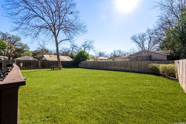 313 JAMES ST, Boerne, TX 78006