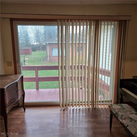 38700 Johnnycake Ridge Road, Willoughby, OH 44094