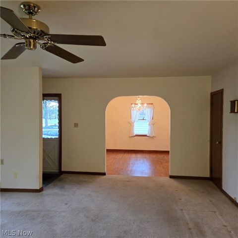 38700 Johnnycake Ridge Road, Willoughby, OH 44094