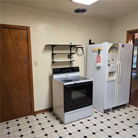 38700 Johnnycake Ridge Road, Willoughby, OH 44094