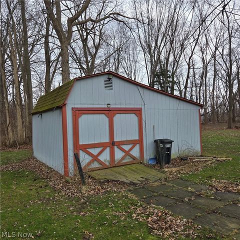 38700 Johnnycake Ridge Road, Willoughby, OH 44094