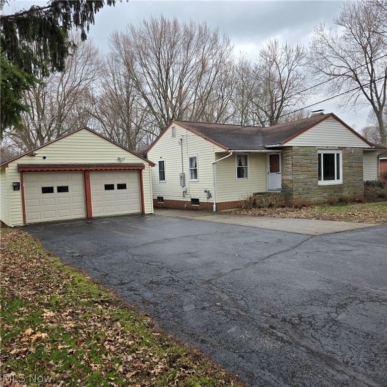 38700 Johnnycake Ridge Road, Willoughby, OH 44094