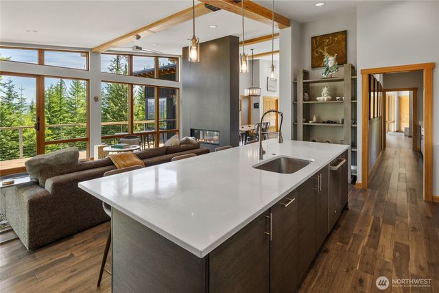 101 Basin Creek Way, Cle Elum, WA 98922