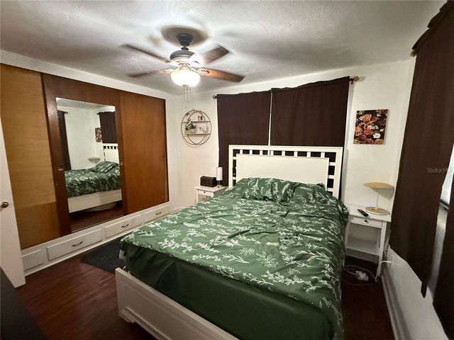 1106 NE 20TH PLACE, Gainesville, FL 32609