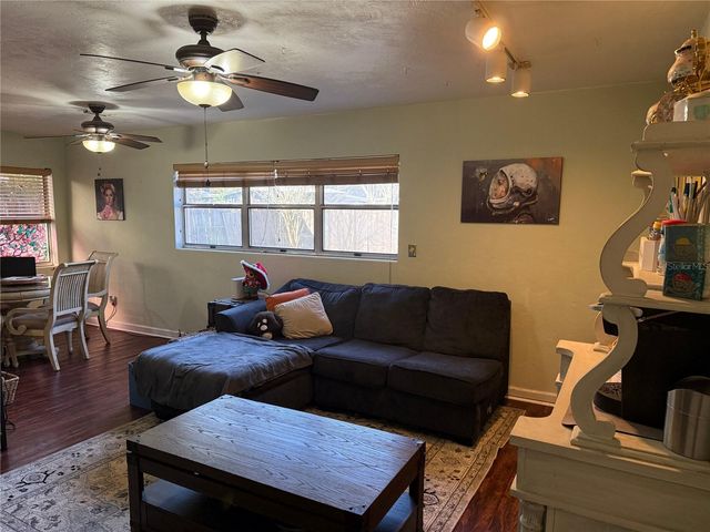 1106 NE 20TH PLACE, Gainesville, FL 32609