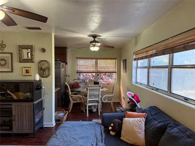 1106 NE 20TH PLACE, Gainesville, FL 32609