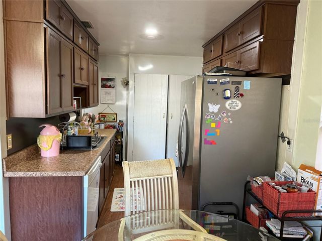 1106 NE 20TH PLACE, Gainesville, FL 32609