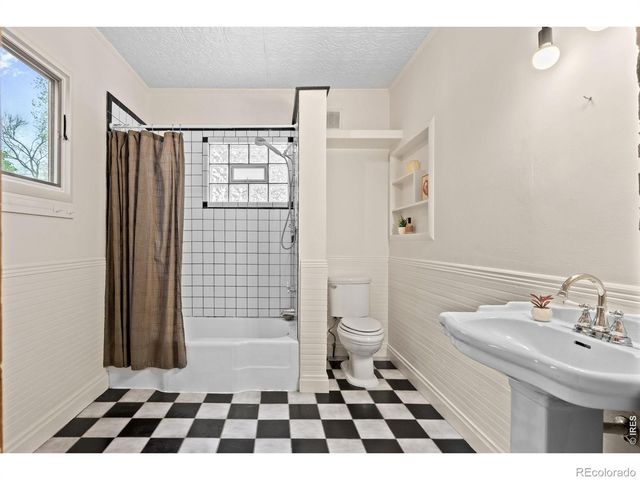 201 E Cleveland Street, Lafayette, CO 80026