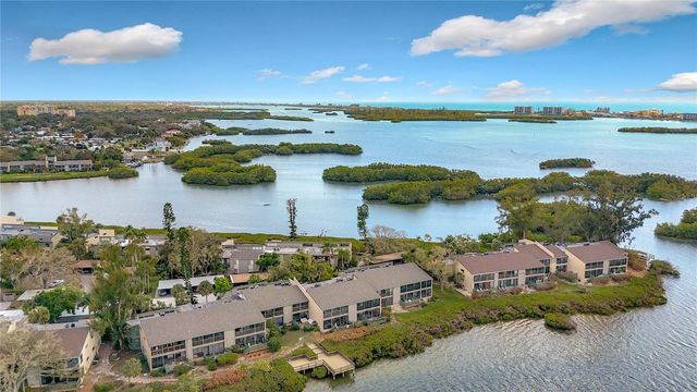 1510 PELICAN POINT DRIVE BA270, Sarasota, FL 34231