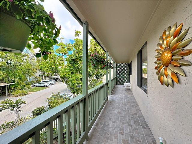 1510 PELICAN POINT DRIVE BA270, Sarasota, FL 34231