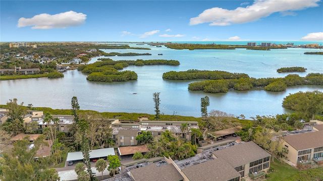 1510 PELICAN POINT DRIVE BA270, Sarasota, FL 34231