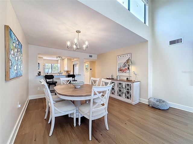 1510 PELICAN POINT DRIVE BA270, Sarasota, FL 34231