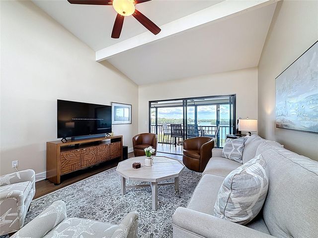 1510 PELICAN POINT DRIVE BA270, Sarasota, FL 34231