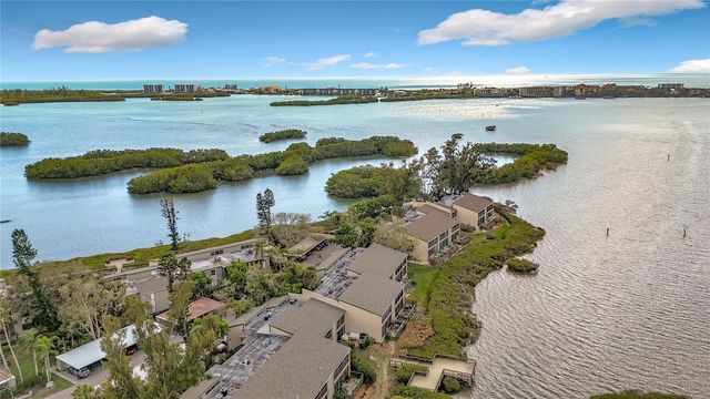 1510 PELICAN POINT DRIVE BA270, Sarasota, FL 34231