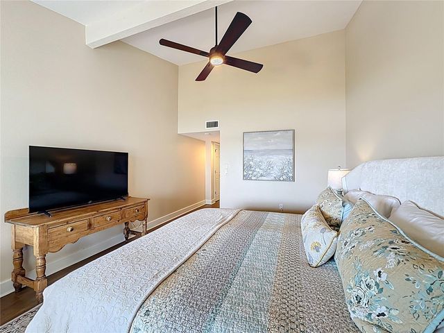 1510 PELICAN POINT DRIVE BA270, Sarasota, FL 34231