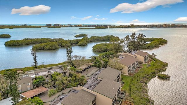1510 PELICAN POINT DRIVE BA270, Sarasota, FL 34231