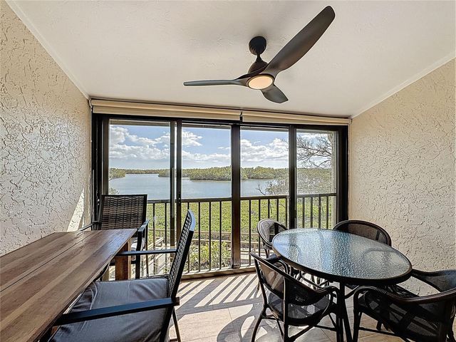 1510 PELICAN POINT DRIVE BA270, Sarasota, FL 34231