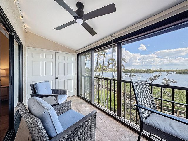 1510 PELICAN POINT DRIVE BA270, Sarasota, FL 34231