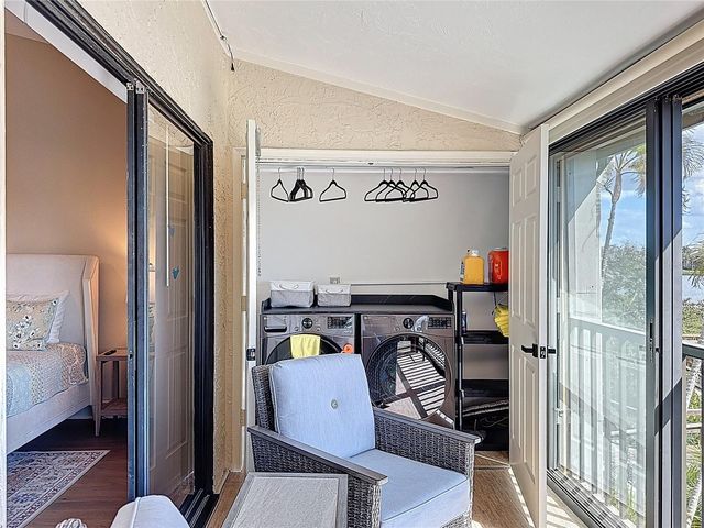 1510 PELICAN POINT DRIVE BA270, Sarasota, FL 34231